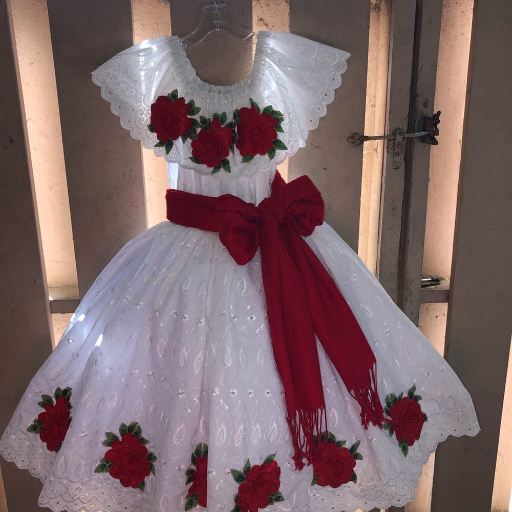 Mexican Dress - Picture 8 of 9